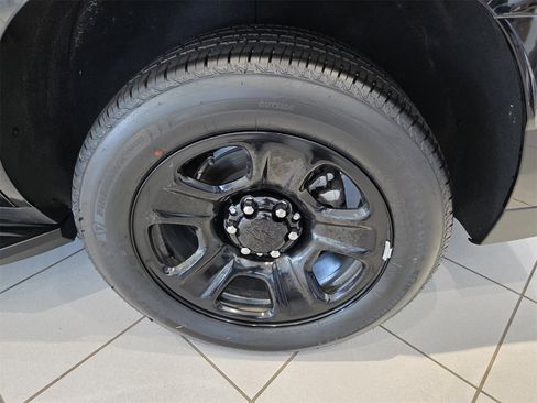 New 2025 Chevrolet Tahoe 2WD image 6