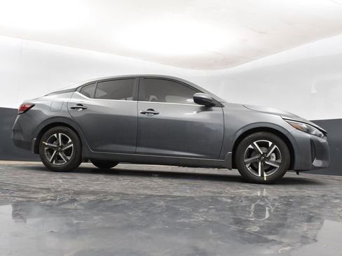 Used 2024 Nissan Sentra SV w/ Trunk Package image 20