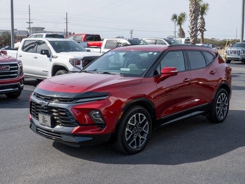 Certified 2024 Chevrolet Blazer RS w/ Driver Confidence II Package image 7