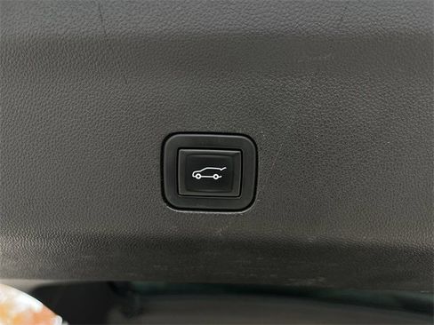 Used 2021 Cadillac Escalade ESV Sport w/ Driver Assist Tech Package image 36