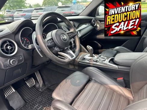 Used 2020 Alfa Romeo Stelvio Ti Sport AWD/4WD image 16