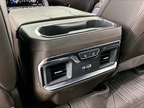 Certified 2024 GMC Sierra 1500 Denali w/ Denali Reserve Package AWD/4WD image 8