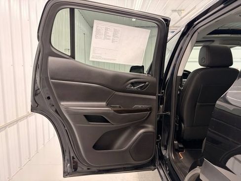 Used 2023 GMC Acadia AT4 w/ GMC Pro Grade Package AWD/4WD image 13