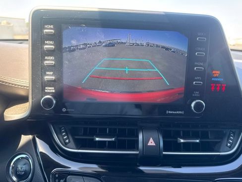 Used 2021 Toyota C-HR Limited FWD image 21