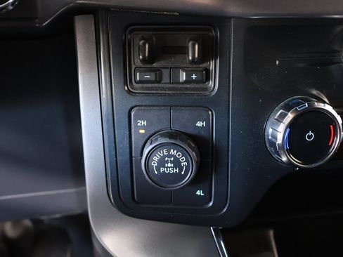 Used 2025 Ford F150 XLT w/ Equipment Group 302A MID AWD/4WD image 10