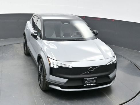 New 2026 Volvo EX30 Cross Country Ultra w/ Protection Package Premier AWD/4WD image 33