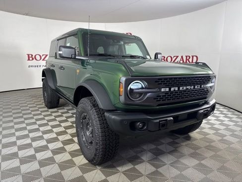 New 2025 Ford Bronco Badlands image 1