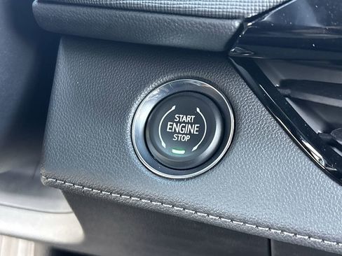 New 2026 Buick Enclave Preferred w/ Super Cruise Package FWD image 17