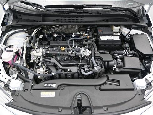 Used 2024 Toyota Corolla LE image 18