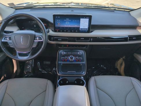 Certified 2023 Lincoln Nautilus Reserve w/ Monochromatic Package image 15