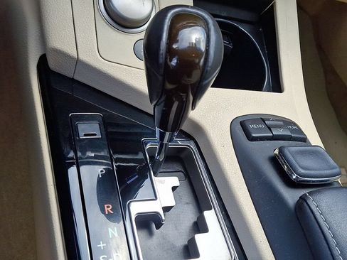 Used 2015 Lexus ES 350 w/ Luxury Package FWD image 15