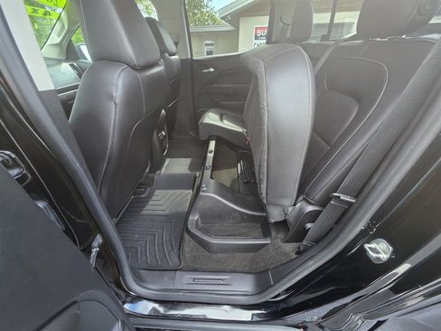 Used 2016 GMC Canyon SLT w/ Driver Alert Package AWD/4WD image 35