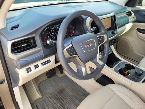 Used 2022 GMC Acadia Denali w/ Denali Ultimate Package AWD/4WD image 23