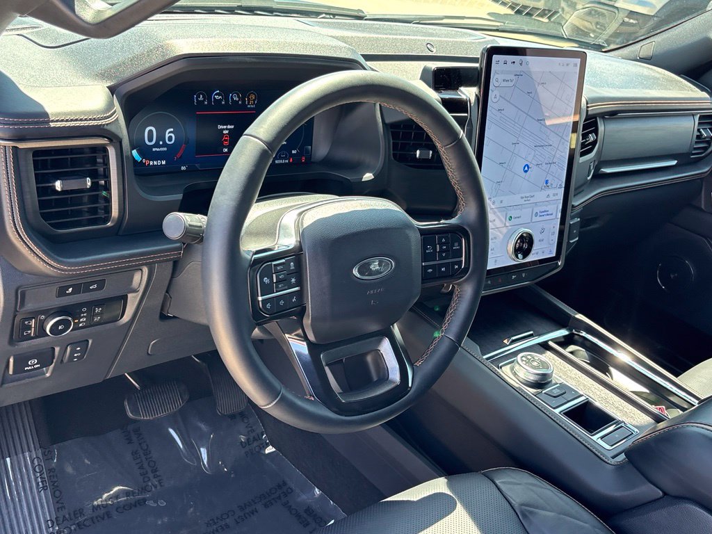 Used 2024 Ford Expedition Platinum RWD image 13