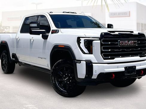 Used 2026 GMC Sierra 2500 AT4 AWD/4WD image 1
