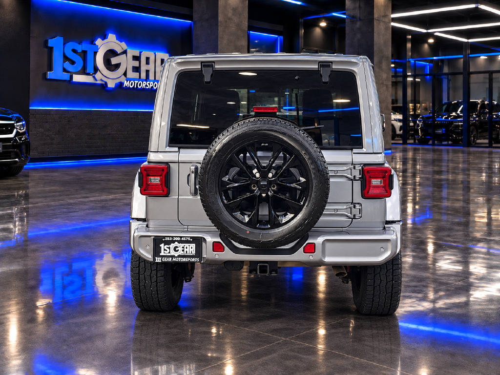 Used 2021 Jeep Wrangler Unlimited Sahara AWD/4WD image 7