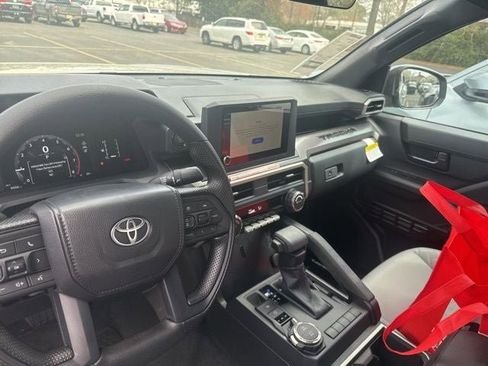 New 2026 Toyota Tacoma SR5 AWD/4WD image 15