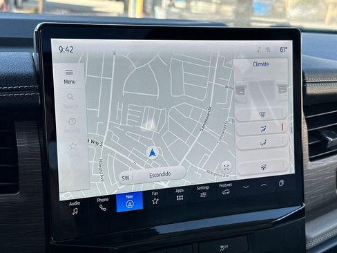 Used 2024 Ford Expedition Limited image 21