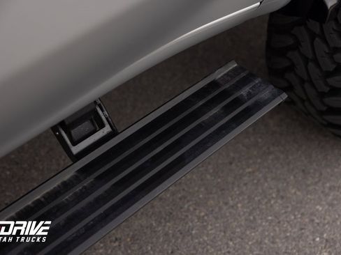 Used 2025 GMC Sierra 3500 Denali Ultimate image 12