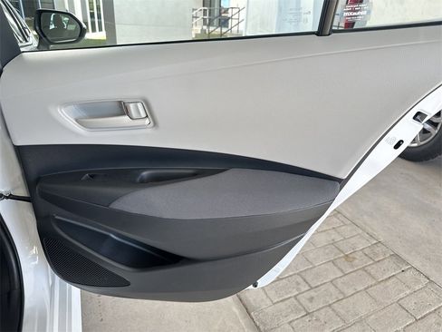 Used 2024 Toyota Corolla LE image 29