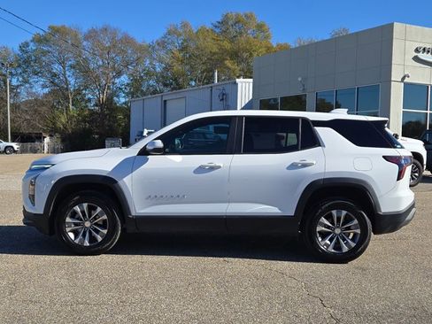 Used 2025 Chevrolet Equinox LT image 11