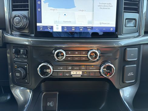 Used 2022 Ford F150 XLT w/ Equipment Group 302A High AWD/4WD image 24