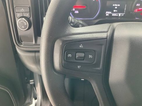 Used 2020 Chevrolet Silverado 1500 Custom w/ Custom Value Package RWD image 9