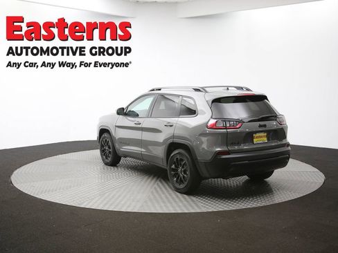 Used 2023 Jeep Cherokee Altitude Lux image 64