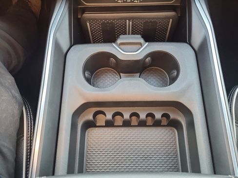 Used 2025 RAM 3500 Laramie image 20