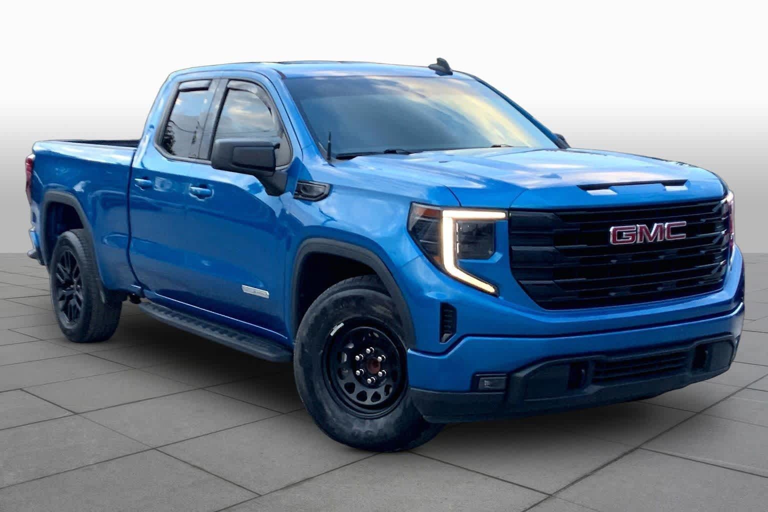 Used 2023 GMC Sierra 1500 Elevation RWD image 3