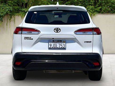 Used 2023 Toyota Corolla Cross S image 6