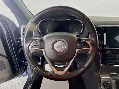 Used 2021 Jeep Grand Cherokee Limited AWD/4WD image 12