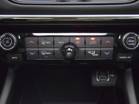 Used 2022 Jeep Compass Trailhawk w/ Trailhawk Elite Group AWD/4WD image 32