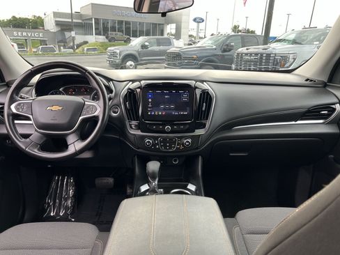 Used 2021 Chevrolet Traverse LT AWD/4WD image 22