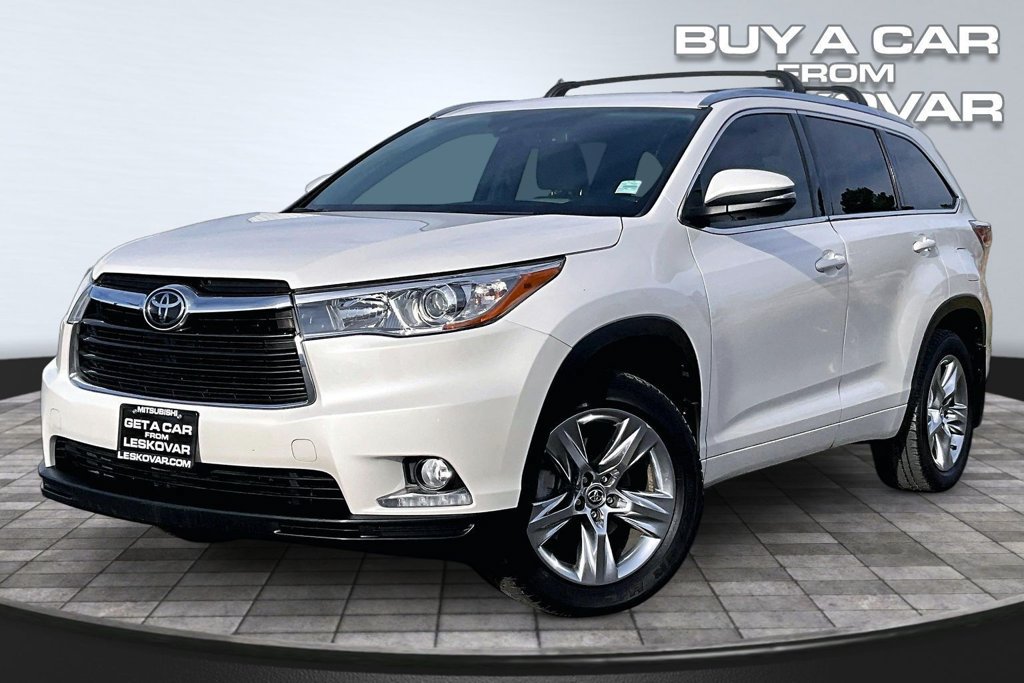Used 2016 Toyota Highlander Limited w/ Driver Technology Package AWD/4WD image 12