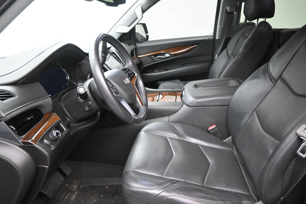 Used 2020 Cadillac Escalade 2WD image 12