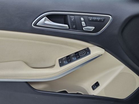 Certified 2019 Mercedes-Benz GLA 250 GLA 250 image 23