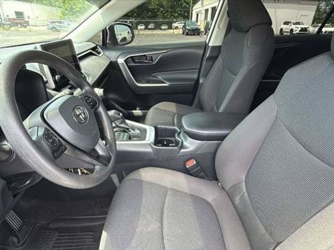 Used 2025 Toyota RAV4 LE AWD/4WD image 29