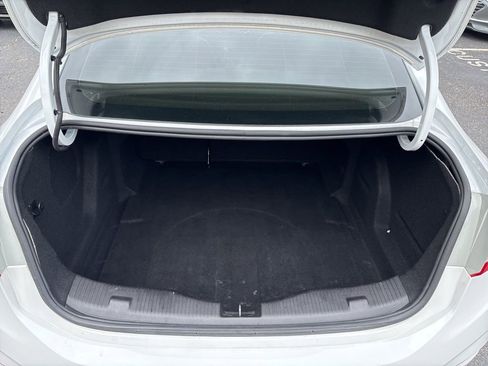 Used 2017 Chevrolet Cruze Premier FWD image 7