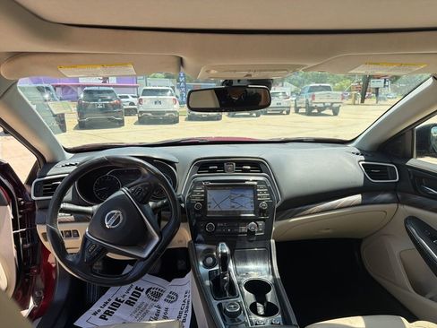 Used 2016 Nissan Maxima Platinum FWD image 25