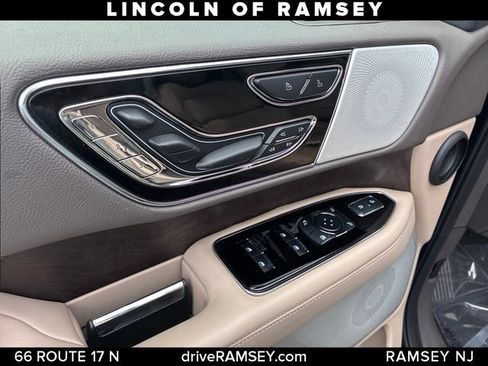 Used 2024 Lincoln Navigator L Reserve AWD/4WD image 13