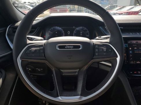 New 2026 Jeep Grand Cherokee Limited image 24