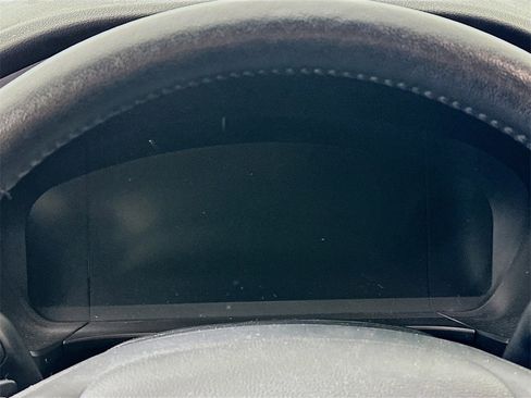 Used 2020 Ford Escape Titanium image 12