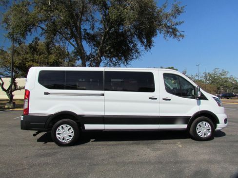 Used 2023 Ford Transit 350 XLT image 13