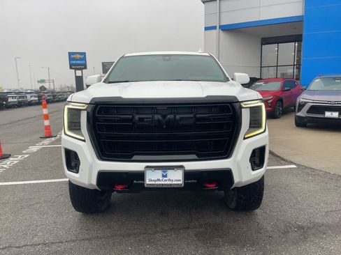 Used 2021 GMC Yukon AT4 w/ AT4 Premium Plus Package image 8