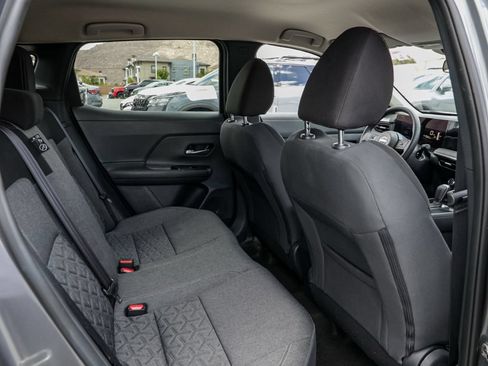Used 2025 Nissan Kicks SV FWD image 21