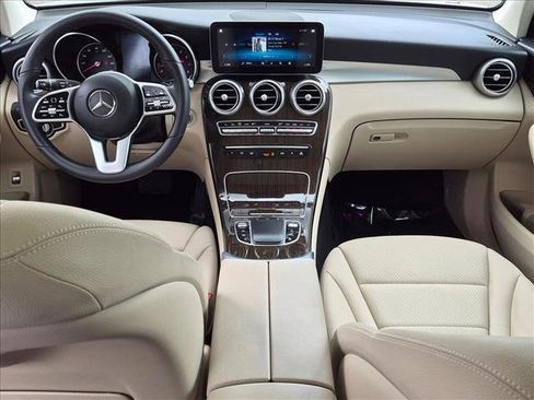 Certified 2022 Mercedes-Benz GLC 300 image 16