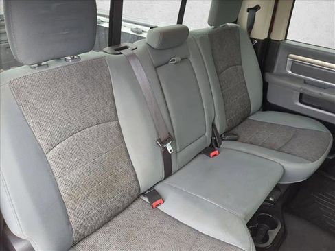 Used 2016 RAM 1500 Classic SLT image 25