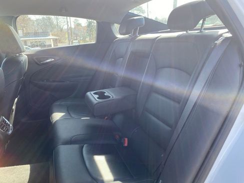 Used 2024 Chevrolet Malibu LT image 17