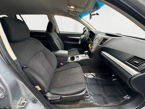 Used 2014 Subaru Outback 2.5i Premium image 15